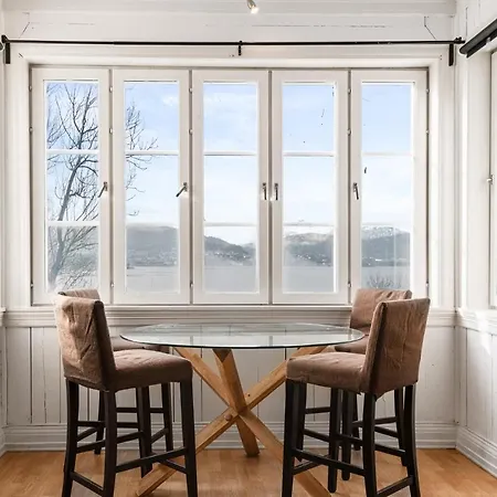 Cozy Apartment In Bergen With Great View! Bergen